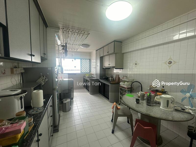 For Sale - 128 Yishun Street 11