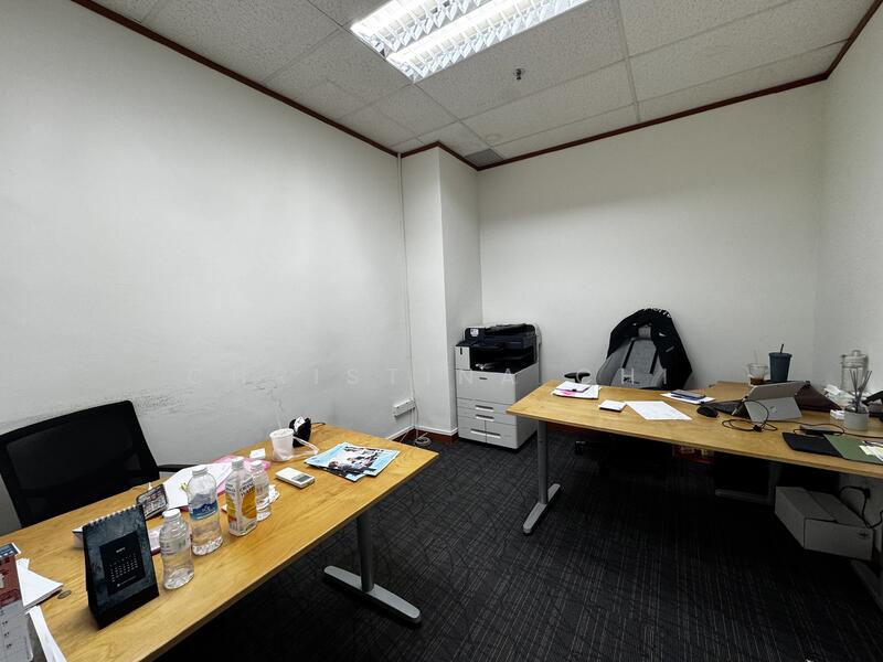 Ubi Techpark, 10 Ubi Crescent, 1,346 sqft, Light Industrial (B1) For Sale, by Christina Chi, 60000629 - Study - CommercialGuru.com.sg