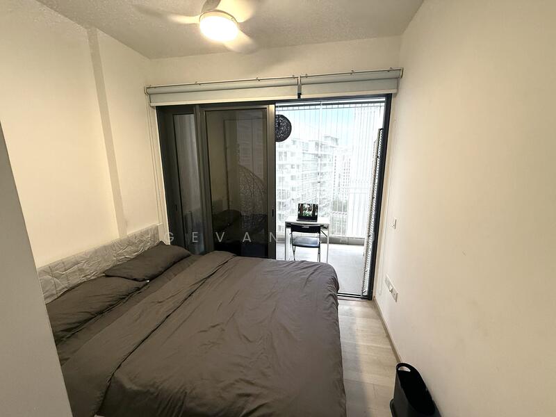 The Lakefront Residences, 46 Lakeside Drive, Room Rental, 150 sqft, Condominium For Rent, by Gevan Lau, 60000781 - Master Bedroom - PropertyGuru.com.sg