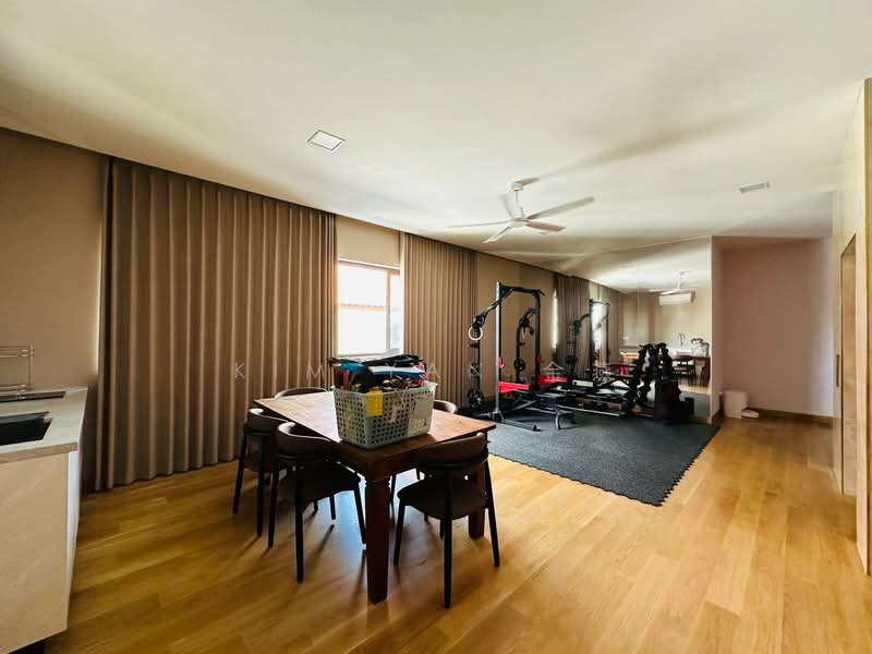 Very New Semi-D with Lift, huge for multi-generations, Serangoon Garden Estate - call 8130 3636 to view!, 8 Bedrooms, 9,700 sqft, Semi-Detached House For Sale, by Kim Yan 金燕, 60000937 - PropertyGuru.com.sg