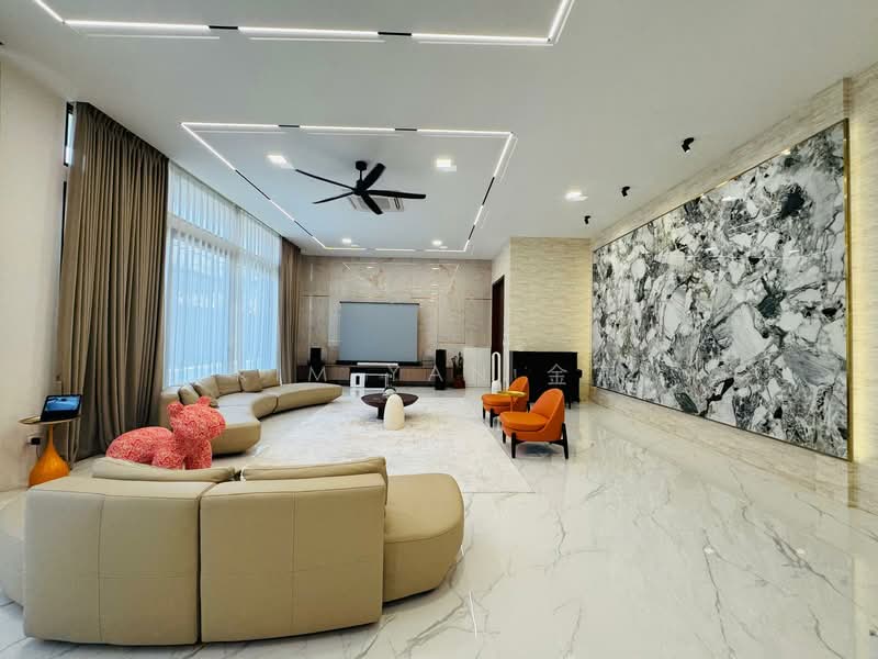 Very New Semi-D with Lift, huge for multi-generations, Serangoon Garden Estate - call 8130 3636 to view!, 8 Bedrooms, 9,700 sqft, Semi-Detached House For Sale, by Kim Yan 金燕, 60000937 - PropertyGuru.com.sg