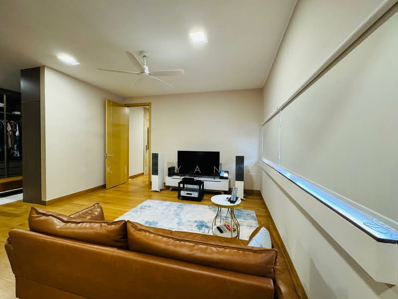 Very New Semi-D with Lift, huge for multi-generations, Serangoon Garden Estate - call 8130 3636 to view!, 8 Bedrooms, 9,700 sqft, Semi-Detached House For Sale, by Kim Yan 金燕, 60000937 - PropertyGuru.com.sg