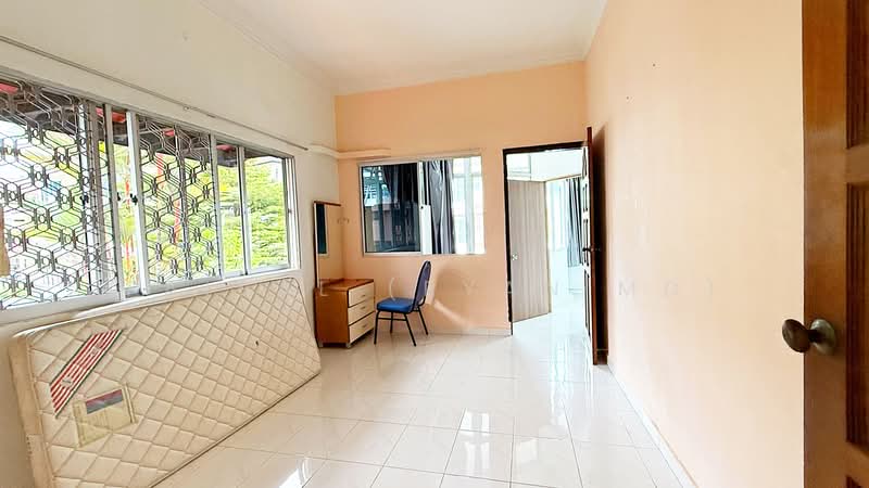 107H Highland Road, Highlang Road, 8 Bedrooms, 2,500 sqft, Corner Terrace For Sale, by Faisal (Ryan MD), 60001035 - Bedroom - PropertyGuru.com.sg