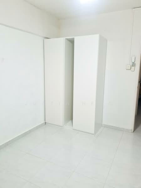 301 Ang Mo Kio Avenue 3, 301 Ang Mo Kio Avenue 3, Room Rental, 200 sqft, HDB Flat For Rent, by Justin Heng, 60001117 - Bedroom - PropertyGuru.com.sg