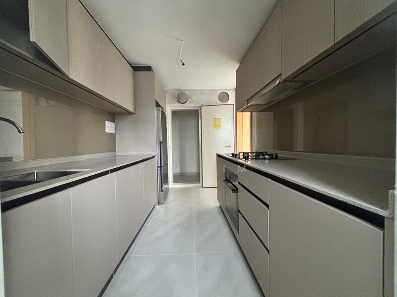 Penrose, 26 Sims Drive, Eunos / Geylang / Paya Lebar, 3 Bedrooms, 1,044 sqft, Condominium For Rent, by Zen Lim, 60001446 - Kitchen - PropertyGuru.com.sg