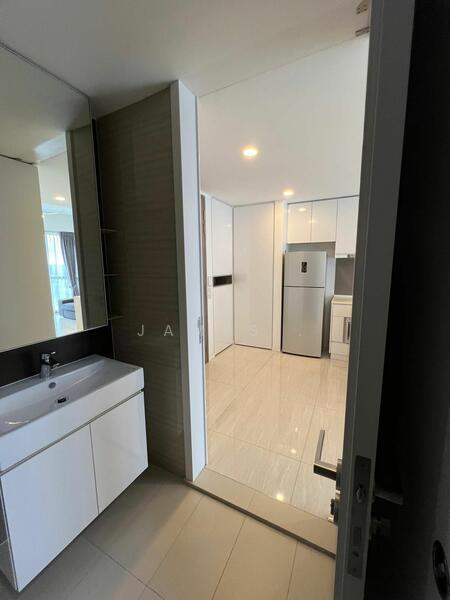 Sky Vue, 1 Bishan Street 15, 1 Bedroom, 484 sqft, Condominium For Rent, by James ., 60001465 - PropertyGuru.com.sg