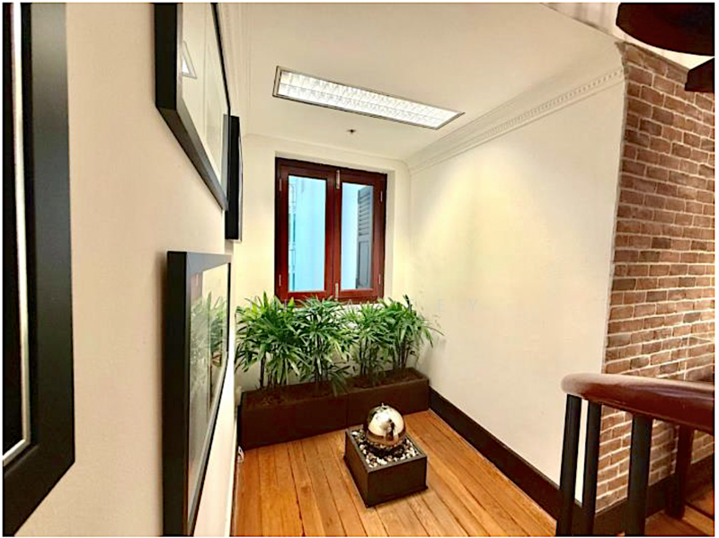 Capital Square, 23 Church Street, 2,637 sqft, Office For Rent, by Linda Tey, 60001607 - Corridor - CommercialGuru.com.sg