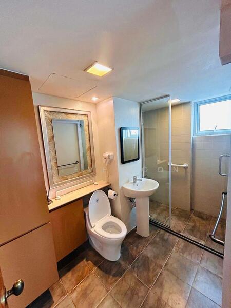 KAIZEN MASTER TOILET