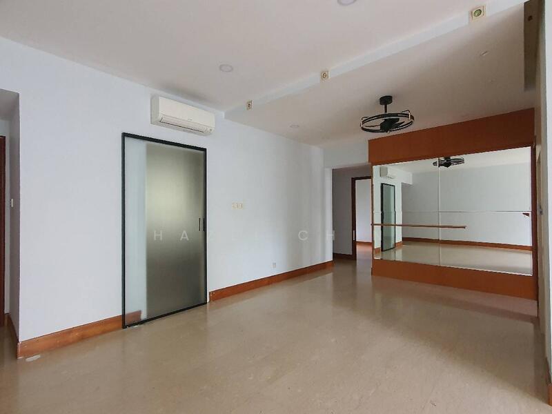 For Rent - Seletaris
