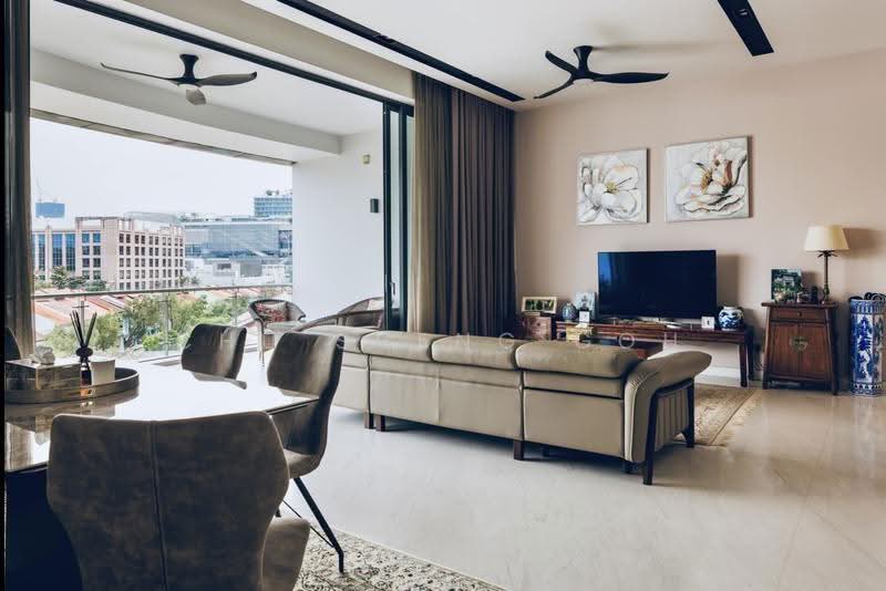 111 Emerald Hill, 111 Emerald Hill, Orchard / River Valley, 4 Bedrooms, 2,497 sqft, Condominium For Sale, by Chu Sheng Goh, 60002080 - Living Room - PropertyGuru.com.sg