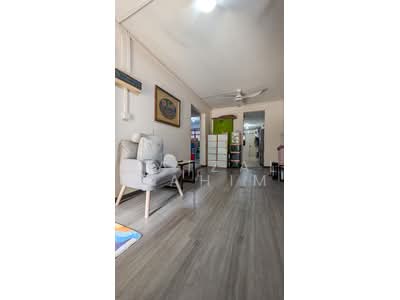 For Sale - 711 Yishun Avenue 5