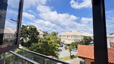 For Sale - Parkwood Residences