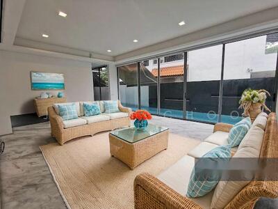 For Rent - Botanic Gardens Area 1km NYPS/ RGPS Bungalow with Pool