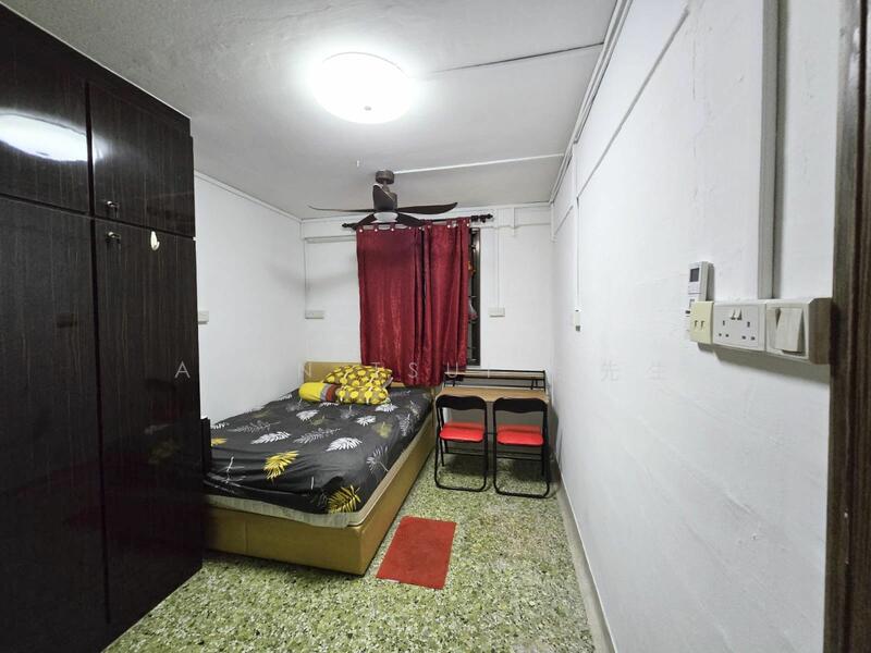 For Rent - 2 Beach Road