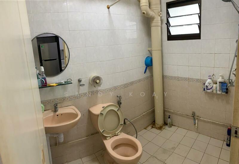 634 Jurong West Street 65, 634 Jurong West Street 65, Room Rental, 100 sqft, HDB Flat For Rent, by Sandy Koay, 60002763 - Bathroom - PropertyGuru.com.sg