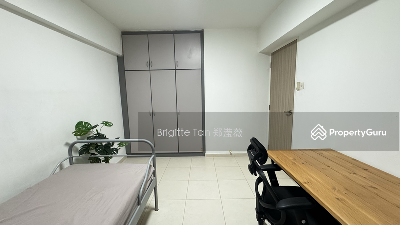 Bedroom w/o Aircon