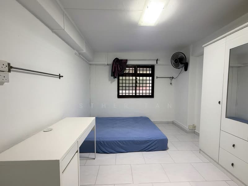 53 Sims Place, 53 Sims Place, 3 Bedrooms, 700 sqft, HDB Flat For Rent, by Esther Tan, 60002960 - Bedroom - PropertyGuru.com.sg