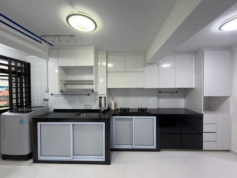 53 Sims Place, 53 Sims Place, 3 Bedrooms, 700 sqft, HDB Flat For Rent, by Esther Tan, 60002960 - Kitchen - PropertyGuru.com.sg