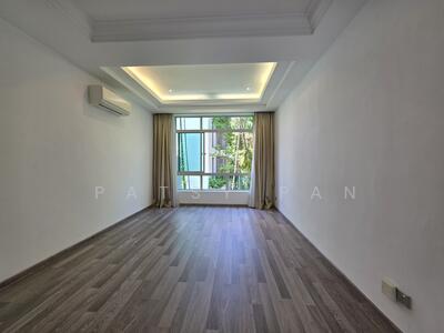 For Rent - NassimVille