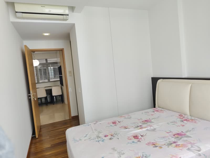 The Lakeshore, 33 Jurong West Street 41, 3 Bedrooms, 1,119 sqft, Condominium For Rent, by Alex Lim, 60002966 - Bedroom - PropertyGuru.com.sg