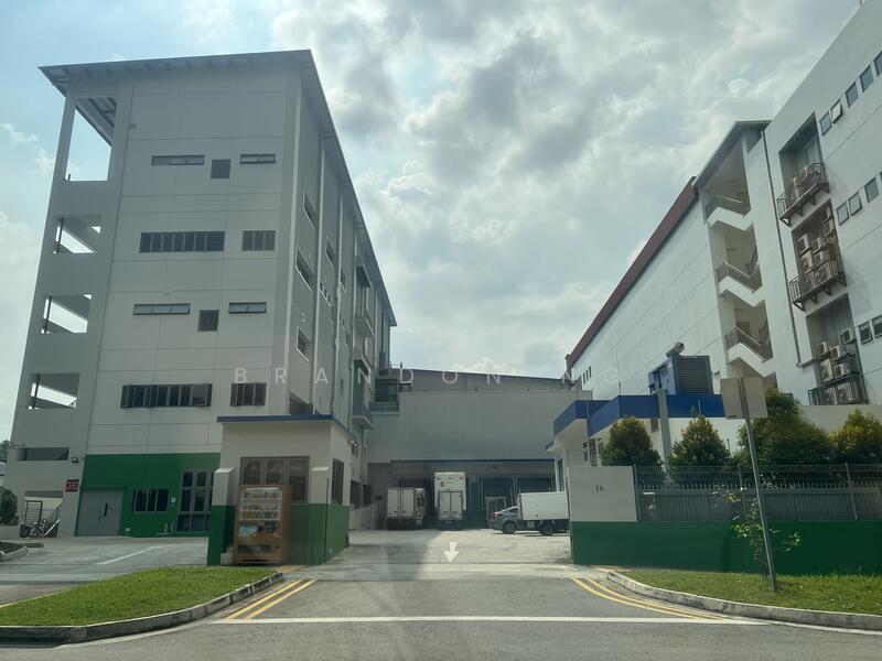 chin bee road, , 3,791 sqft, Factory / Workshop (B2) For Rent, by Brandon Ng, 60002967 - Exterior - CommercialGuru.com.sg