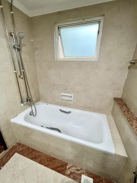 Emerald Garden, 33 Club Street, Boat Quay / Raffles Place / Marina, Room Rental, 150 sqft, Condominium For Rent, by Stephen Koh, 60003086 - Bathroom - PropertyGuru.com.sg