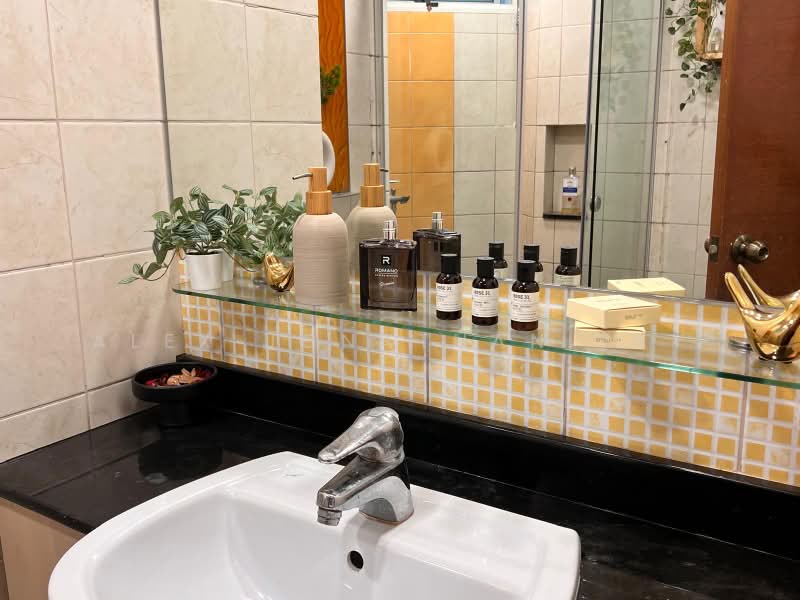 Compass Heights, 9 Sengkang Square, Room Rental, 100 sqft, Condominium For Rent, by Alex Jonathan Tay, 60003159 - Bathroom - PropertyGuru.com.sg