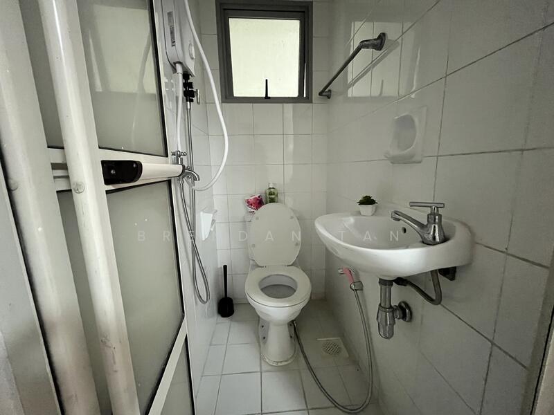 Bishan Loft, 31 Bishan Street 11, Ang Mo Kio / Bishan / Thomson, Room Rental, 100 sqft, Condominium For Rent, by Brendan Tan, 60003248 - Bathroom 2 - PropertyGuru.com.sg