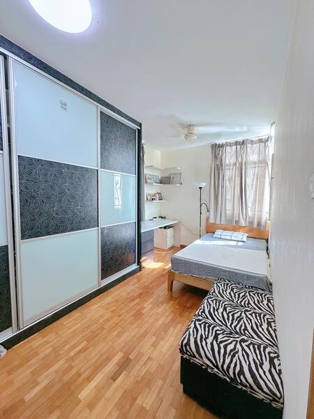 Lilydale, 556 Yishun Ave 6, 3 Bedrooms, 1,227 sqft, Condominium For Rent, by Fu Wei, 60003415 - Bedroom - PropertyGuru.com.sg