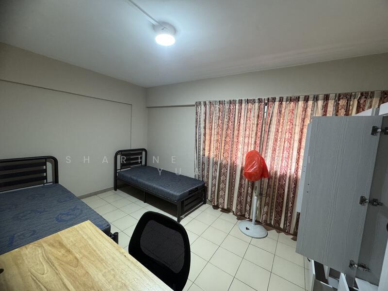 545 Jurong West Street 42, 545 Jurong West Street 42, Room Rental, 100 sqft, HDB Flat For Rent, by Sharine Tan Hui Yuan, 60003475 - Bedroom - PropertyGuru.com.sg
