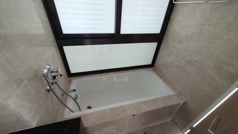 Pollen Collection, Pollen View Off Nim Road, Seletar / Yio Chu Kang, 6 Bedrooms, 4,101 sqft, Terraced House For Sale, by Ken Ding, 60003637 - Bathroom - PropertyGuru.com.sg