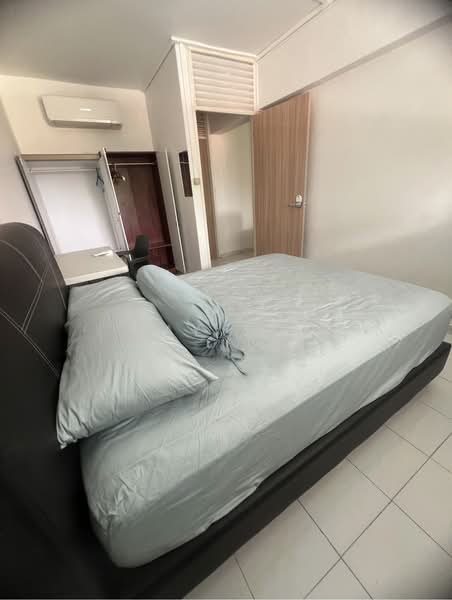 9 Toh Yi Drive, 9 Toh Yi Drive, Room Rental, 120 sqft, HDB Flat For Rent, by May Tan, 60003658 - Bedroom - PropertyGuru.com.sg