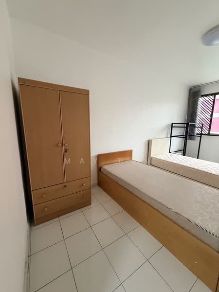 9 Toh Yi Drive, 9 Toh Yi Drive, Room Rental, 120 sqft, HDB Flat For Rent, by May Tan, 60003658 - Bedroom - PropertyGuru.com.sg
