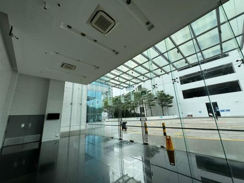 Wcega Tower, 21 Bukit Batok Crescent, Dairy Farm / Bukit Panjang / Choa Chu Kang, 1,184 sqft, Light Industrial (B1) For Sale, by Joe Ng, 60003702 - CommercialGuru.com.sg