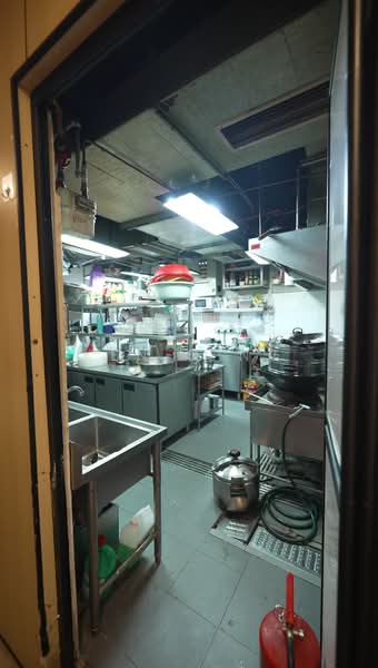 Textile Centre, 200 Jalan Sultan, 3,347 sqft, Food & Beverage For Sale, by Ken Ding, 60003704 - CommercialGuru.com.sg