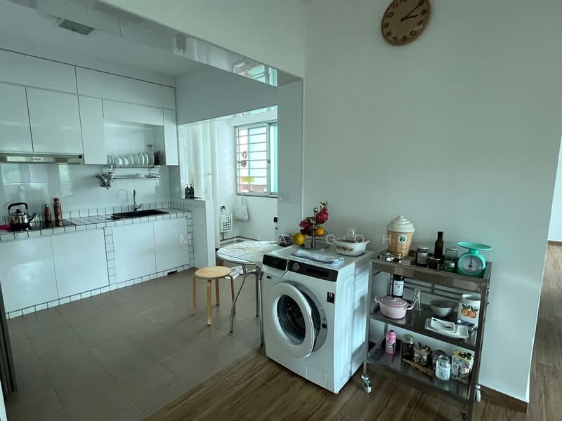 70B Telok Blangah Heights, 70B Telok Blangah Heights, 2 Bedrooms, 900 sqft, HDB Flat For Rent, by Amelia Goh, 60003910 - Kitchen - PropertyGuru.com.sg