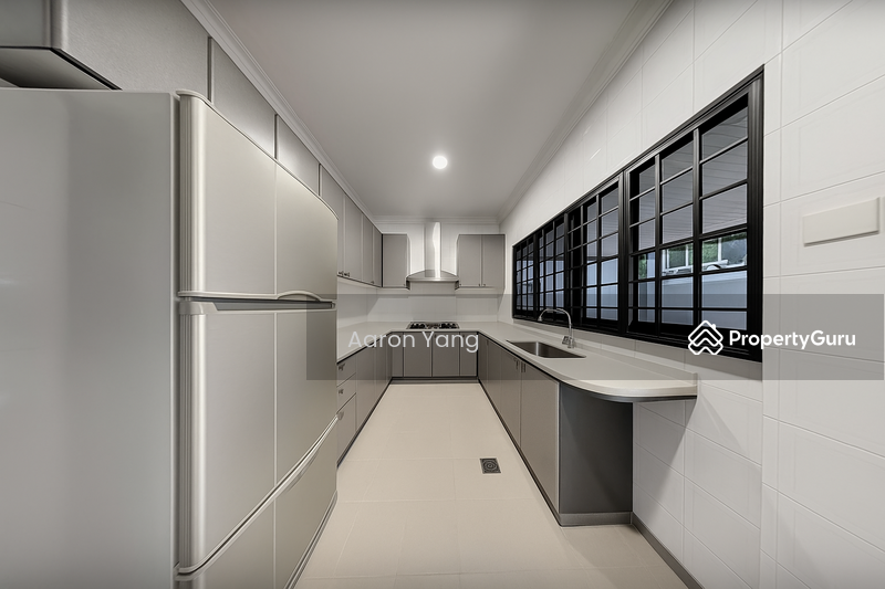 For Sale - 3 Sty Ensuite | Wide Frontage | 1km Kong Hwa School