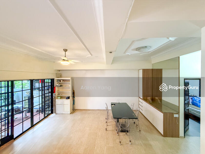 For Sale - 3 Sty Ensuite | Wide Frontage | 1km Kong Hwa School