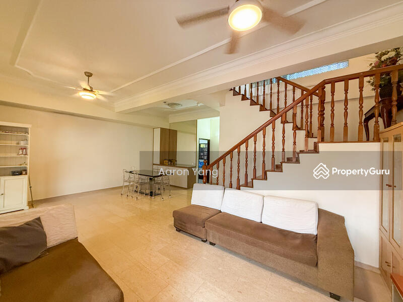For Sale - 3 Sty Ensuite | Wide Frontage | 1km Kong Hwa School