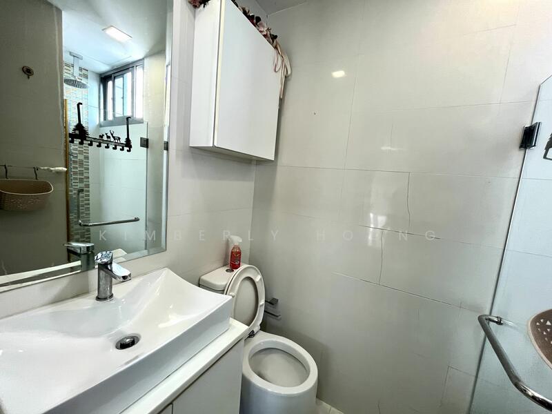 Suites De Laurel, 2 Jalan Anak Bukit, Studio, 300 sqft, Condominium For Rent, by Kimberly Hoong, 60004171 - PropertyGuru.com.sg