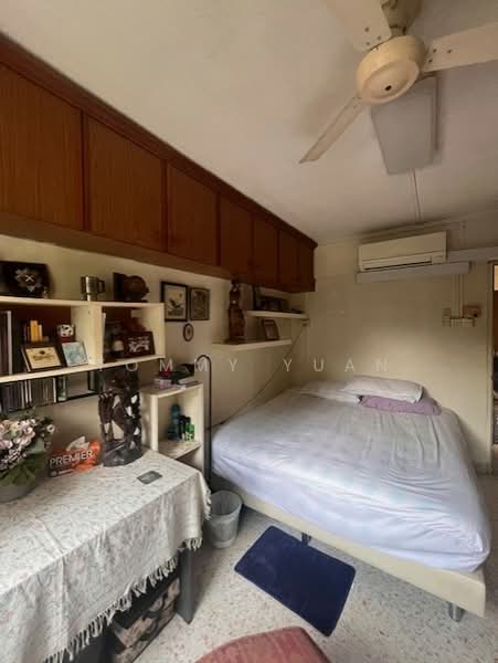 458 Ang Mo Kio Avenue 10 HDB Flat For Sale at S$ 749,000 | PropertyGuru Singapore - Bedroom