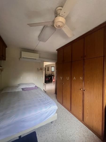 458 Ang Mo Kio Avenue 10 HDB Flat For Sale at S$ 749,000 | PropertyGuru Singapore - Bedroom