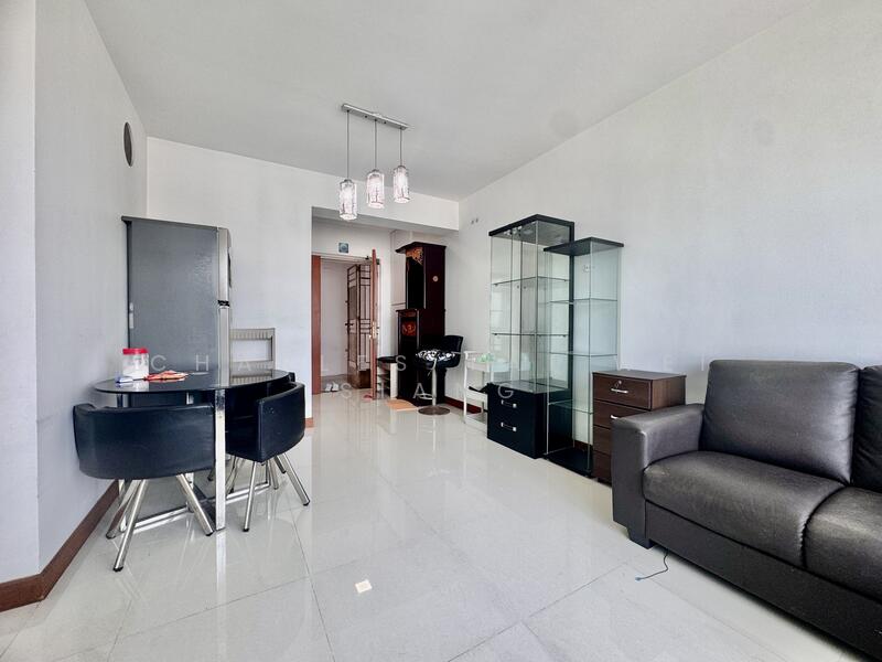 10A Bendemeer Light, 10A Bendemeer Road, 2 Bedrooms, 732 sqft, HDB Flat For Rent, by Charles Tai Wei Siang, 60004177 - Living Room - PropertyGuru.com.sg