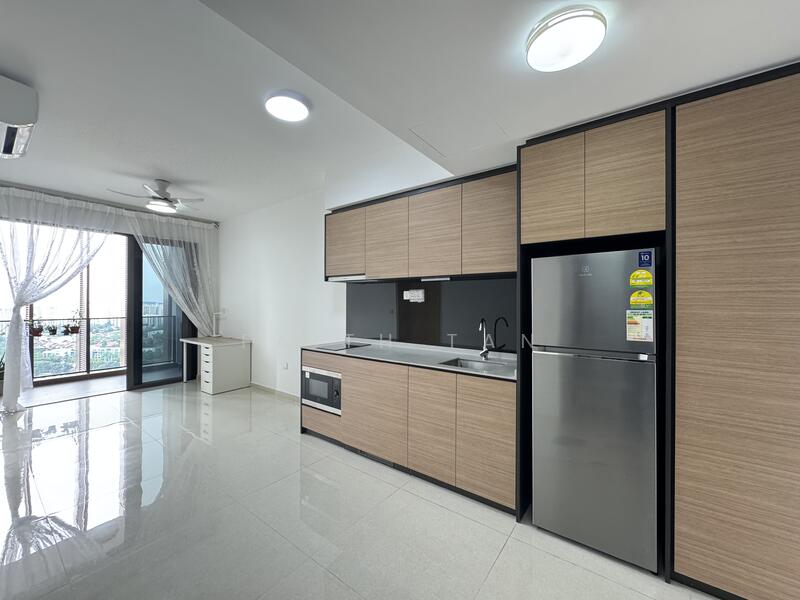 Midwood, 10 Hillview Rise, 1 Bedroom, 549 sqft, Condominium For Rent, by Faith Tan, 60004339 - Living Room - PropertyGuru.com.sg