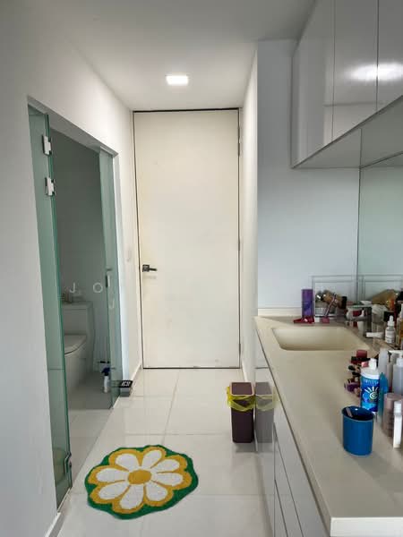 #1 Loft, 1 Lorong 24 Geylang, Room Rental, 150 sqft, Apartment For Rent, by Joelynn Koh Jiac Yun, 60004447 - Bathroom - PropertyGuru.com.sg