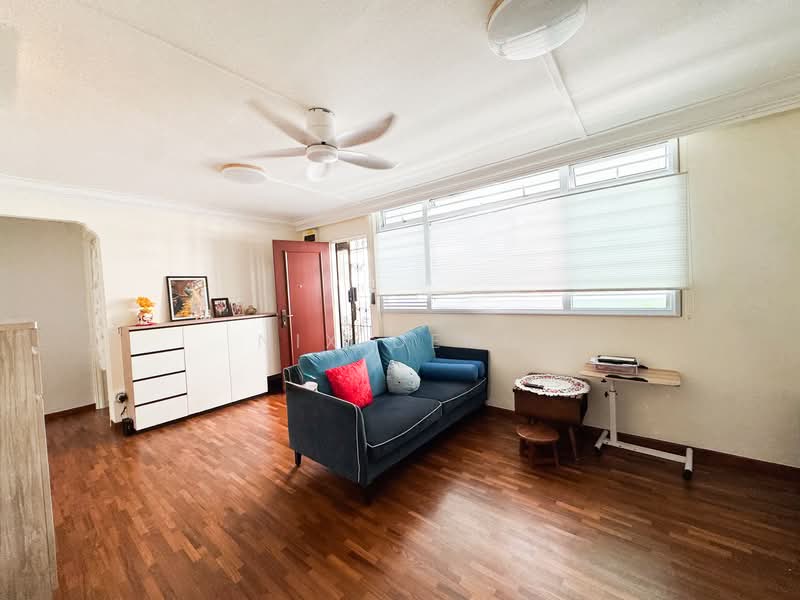 358 Bukit Batok Street 31, 358 Bukit Batok Street 31, Room Rental, 250 sqft, HDB Flat For Rent, by Nix Deng, 60004508 - Living Room - PropertyGuru.com.sg
