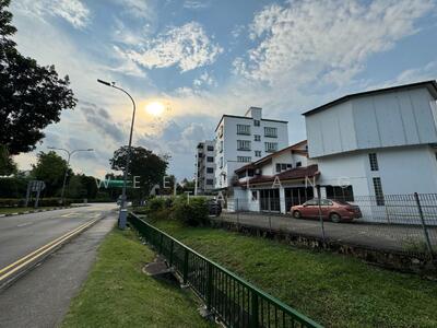 For Sale - 402 Dunearn Road