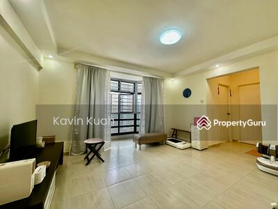 For Sale - 484 Admiralty Link