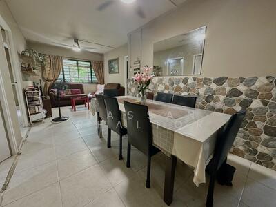 For Sale - 665 Woodlands Ring Road