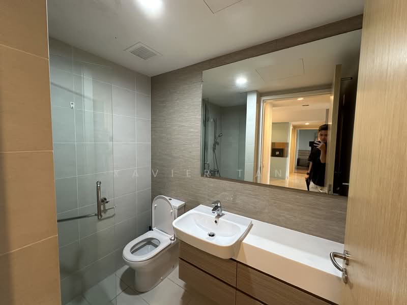 The Lakefront Residences, 42 Lakeside Drive, 3 Bedrooms, 1,001 sqft, Condominium For Rent, by Xavier Tan, 60004817 - Bathroom - PropertyGuru.com.sg